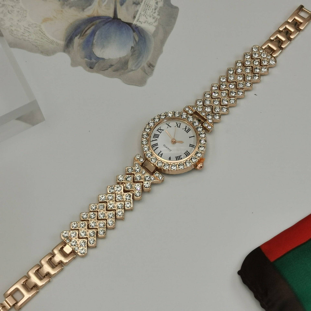 Fashion Business Women's Watch in Gold and Rose Gold - Nova LuxeFashion Business Women's Watch in Gold and Rose Gold
