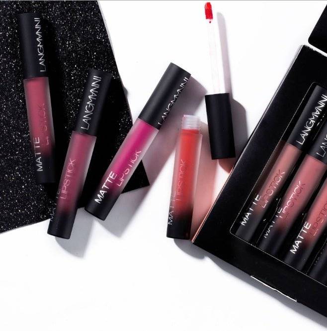 Matte Lipstick Waterproof Long-lasting Velvet Lipstick Set - Nova LuxeMatte Lipstick Waterproof Long-lasting Velvet Lipstick Set