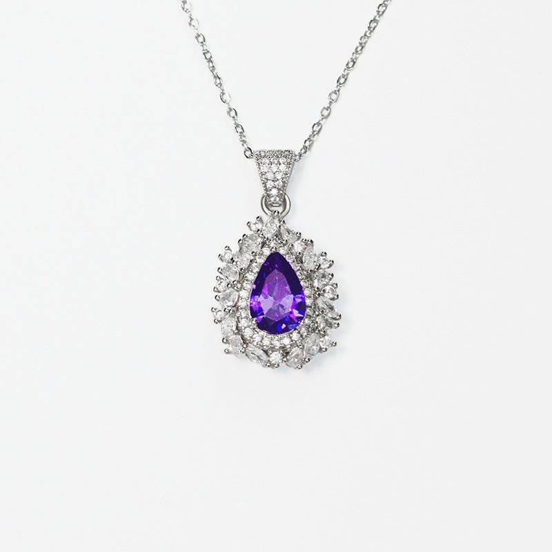 Luxury Minimalist Necklace with Teardrop Pendant - Nova LuxeLuxury Minimalist Necklace with Teardrop Pendant
